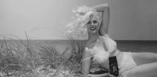 Bunny Yeager Documentary ‘Naked Ambition’